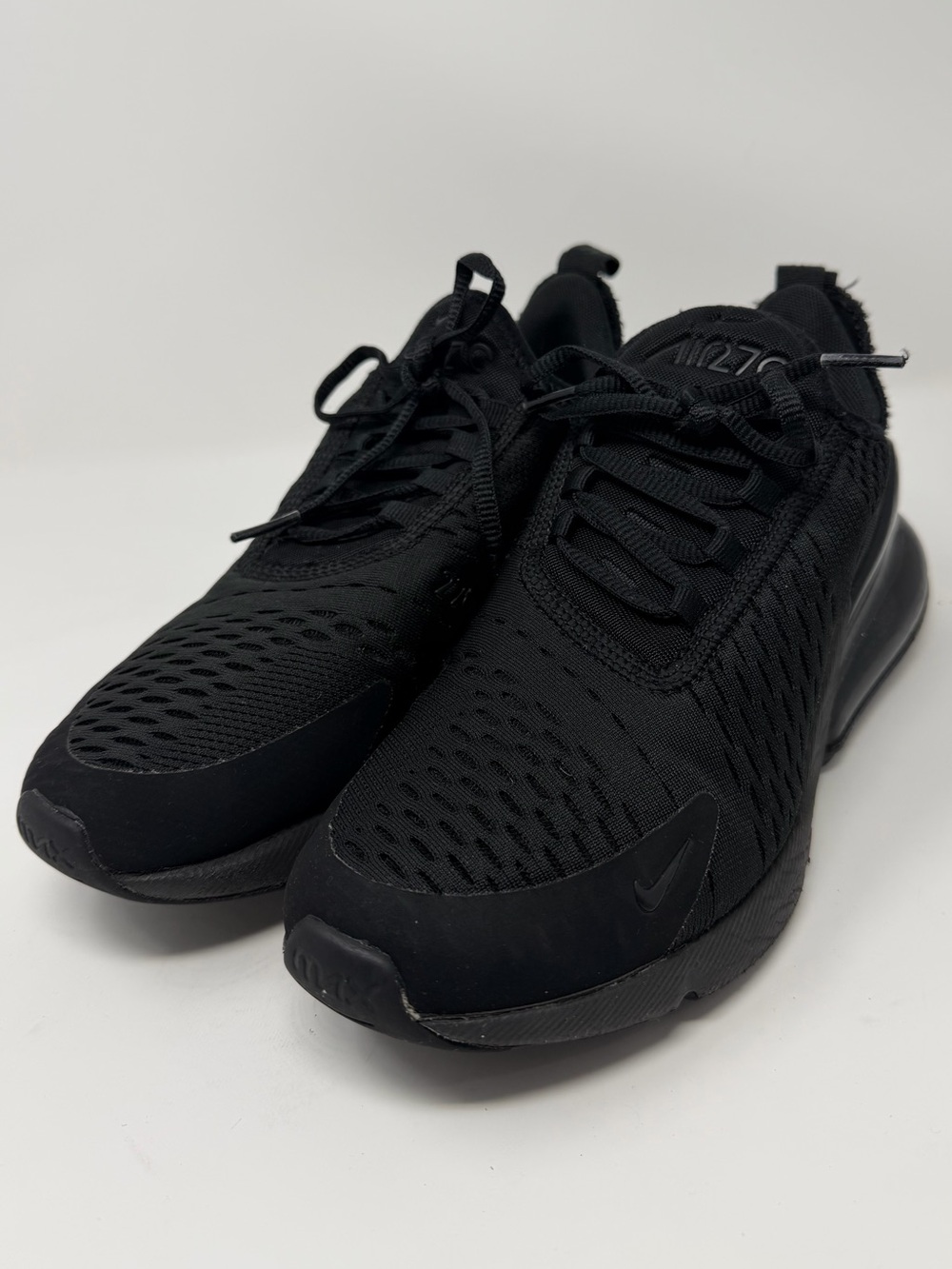 Nike Air Max 270 woMens Running Shoes - Black Sz.8